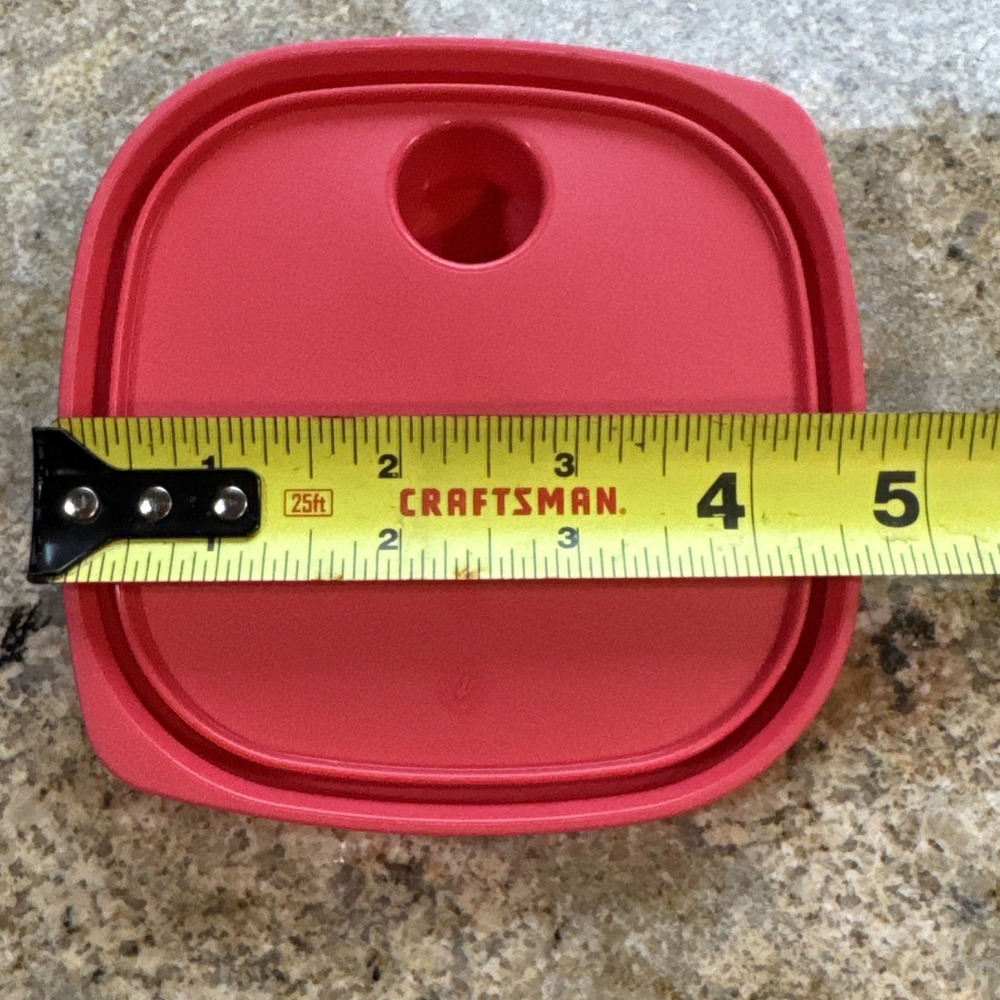 Red Tupperware REPLACEMENT‎ Flip Top Lid 5773 FOR Square Beverage Pitcher 5772A - Picture 7 of 8